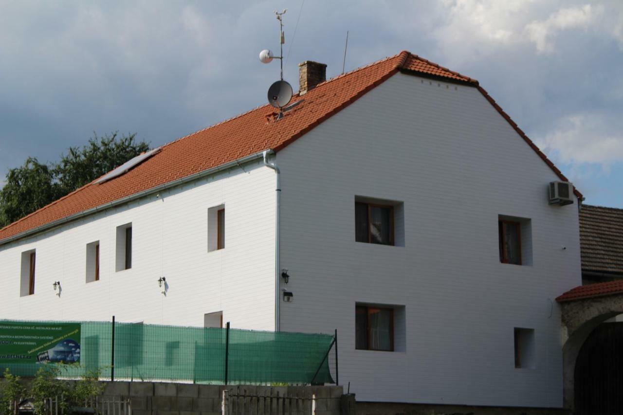 דירות Bujanov Apartman Suchdol מראה חיצוני תמונה